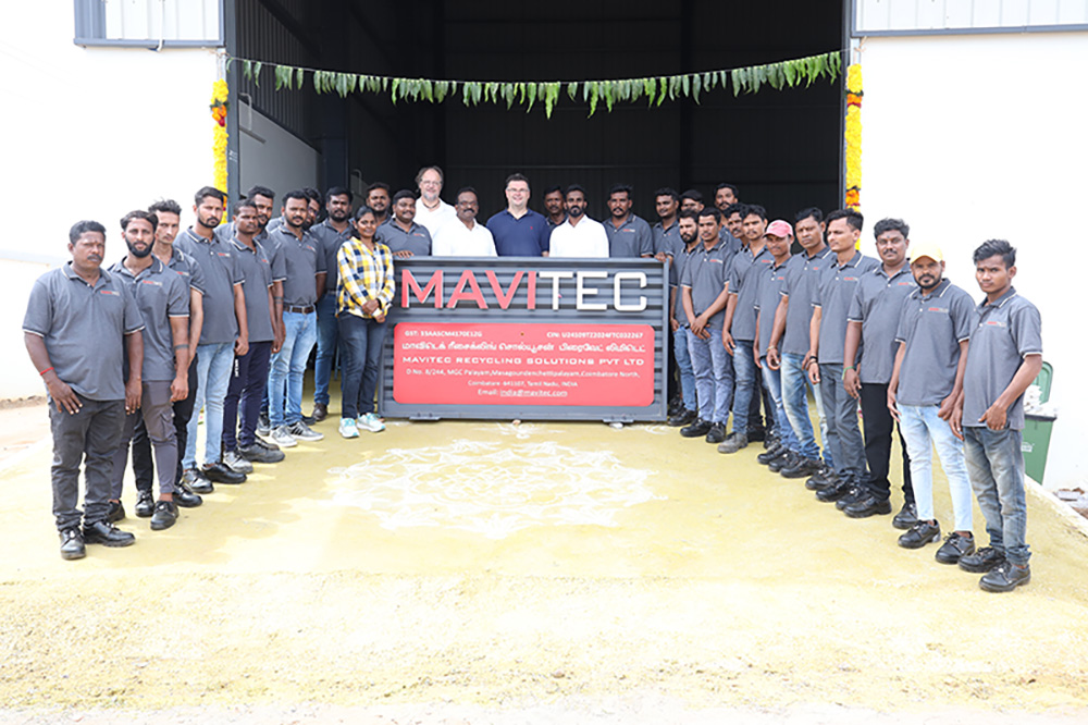 Manufacturing-Facility-India-staff