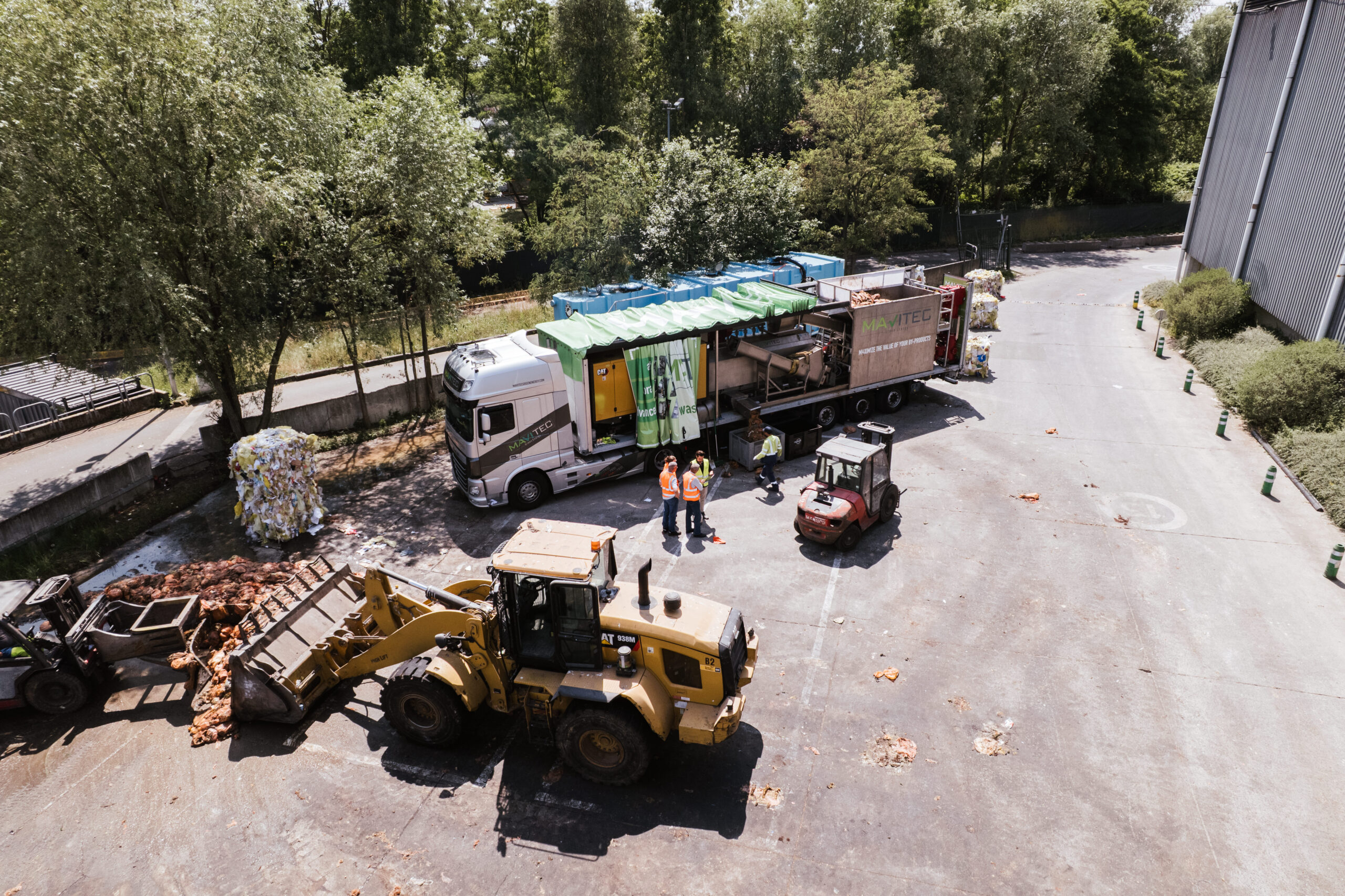 Roadshow V3 Paddle Depacker mobile food waste processing
